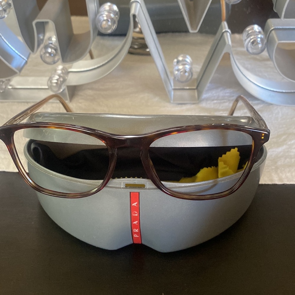 Prada frames - Picture 10 of 12